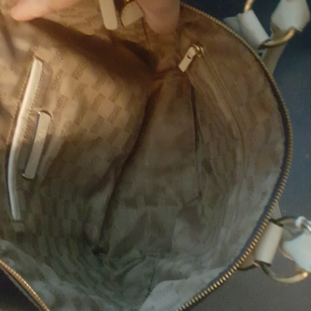 Purse - Picture 3 of 4